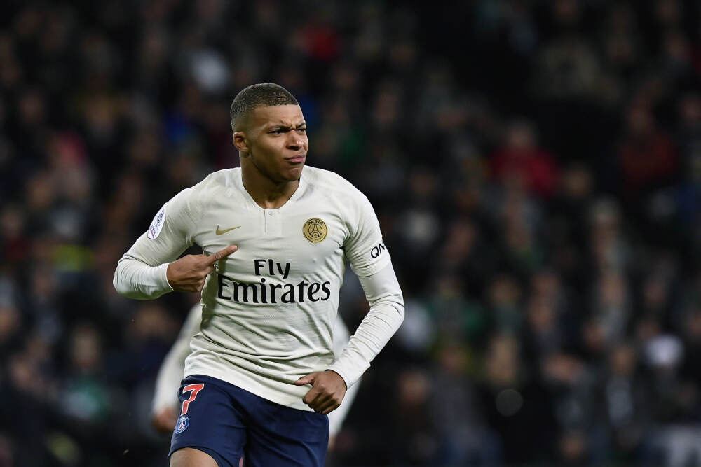 英伟达有望成为全球首家市值达到5万亿美元的公司